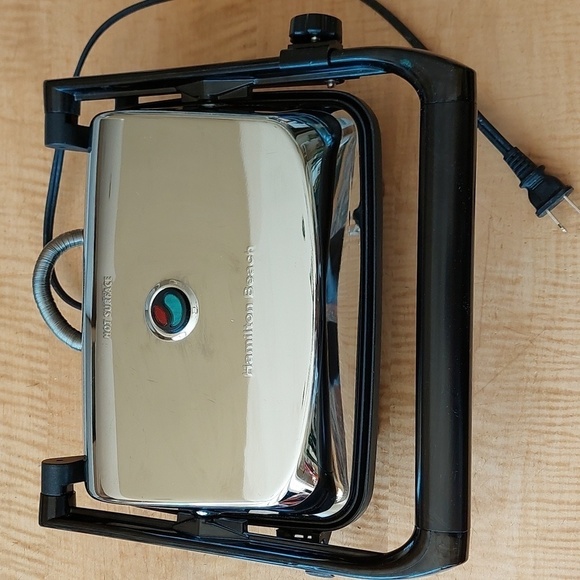 HAMILTON Beach Panini Press Gourmet Sandwich Maker - Picture 1 of 8